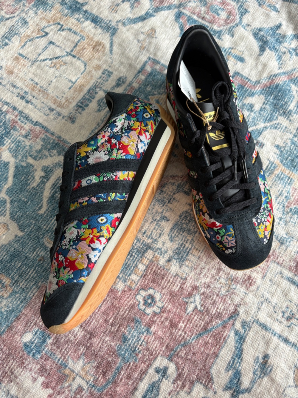 Liberty of London Adidas Sneakers, Country OG, Womens US 9 - Picture 9 of 10